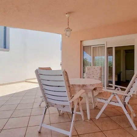 Apartman Dimnik *